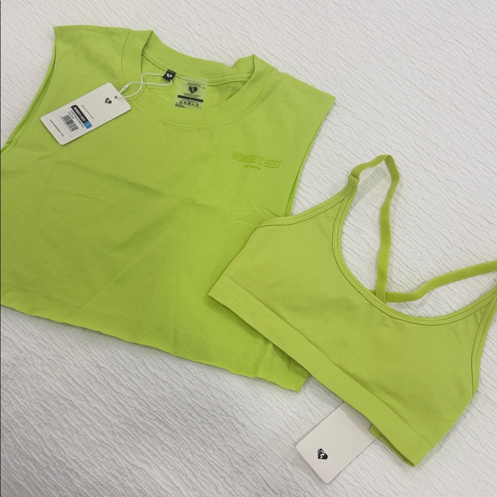 Women’s Best Dropped armhole tank and Cross Back Bra. Brand New!